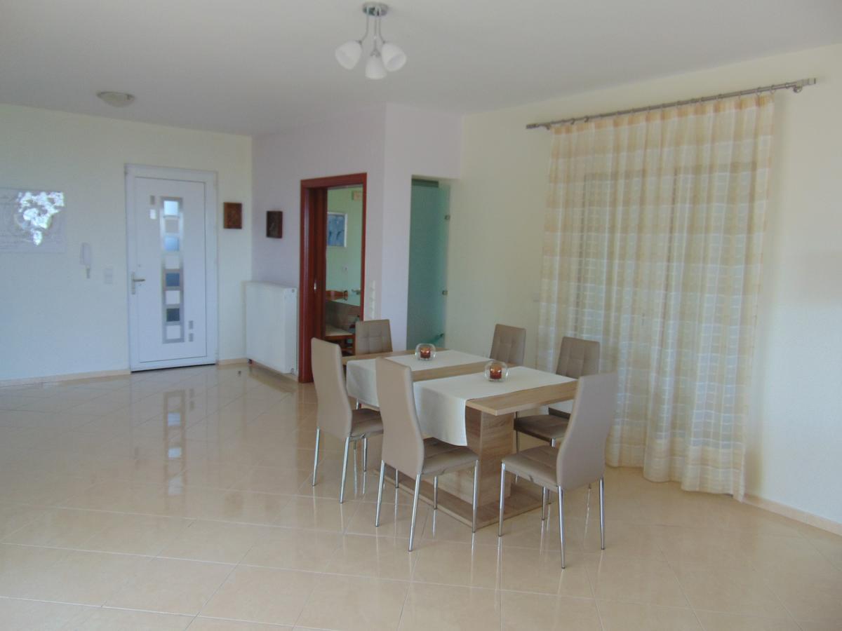 Bright Home In Rethymno Exterior photo